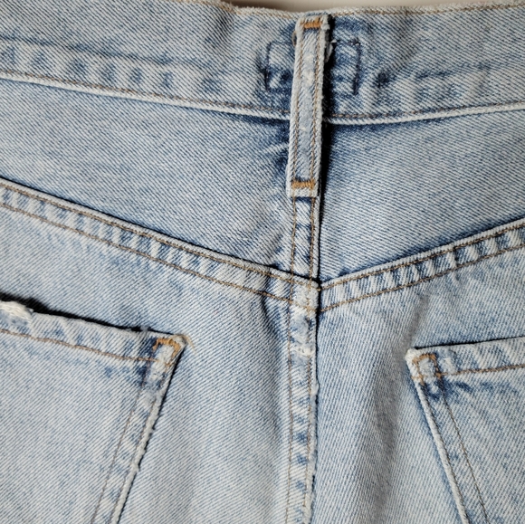 Citizens of Humanity Danielle Cut-Off Denim Shorts | Size 31 - Picture 11 of 12